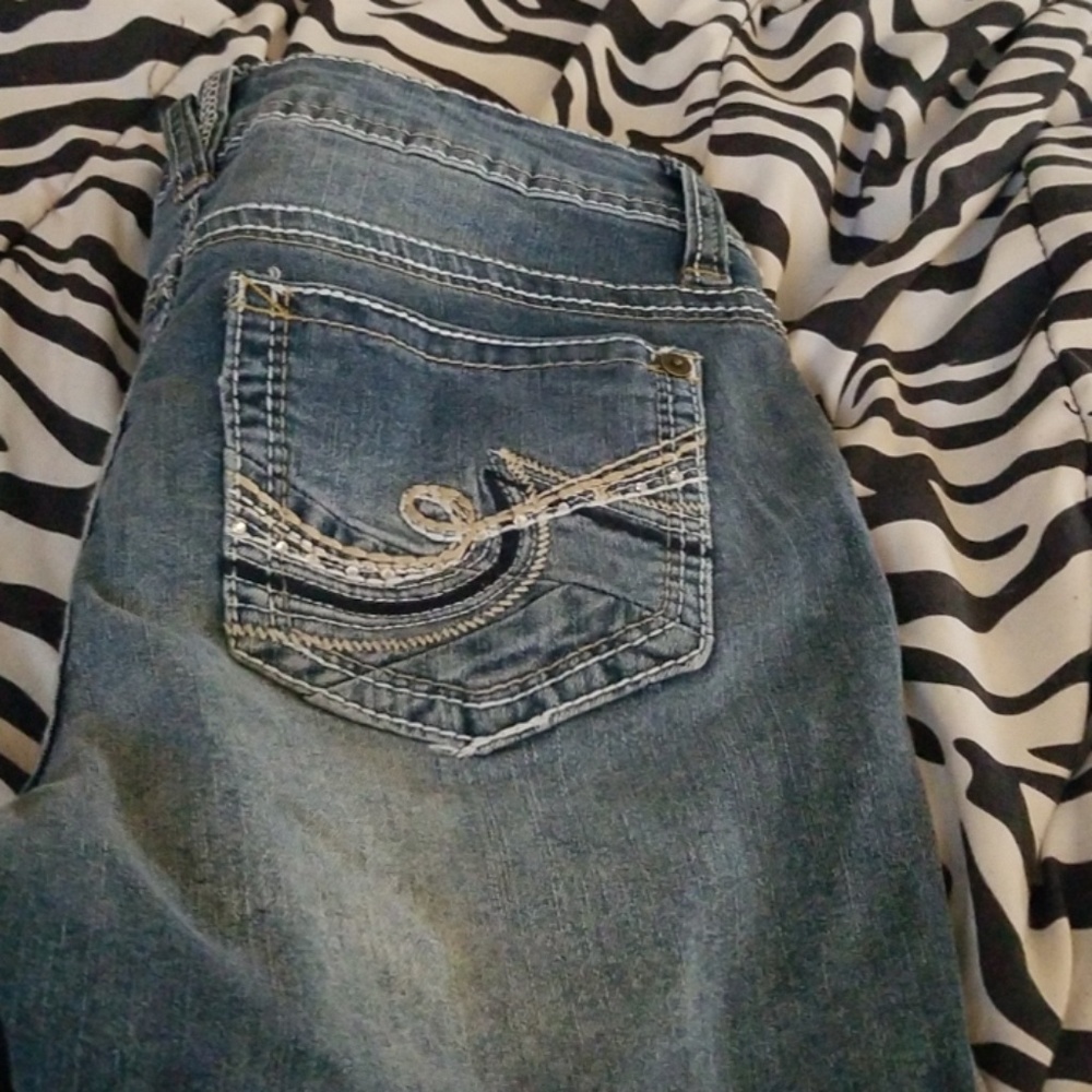 Shorts - Picture 2 of 2